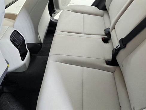 Used 2025 Hyundai Kona SEL AWD/4WD image 14