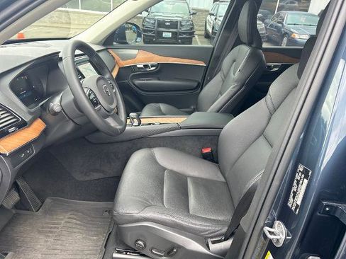 Used 2024 Volvo XC90 T8 Plus w/ Protection Package Premier AWD/4WD image 5