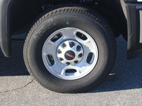 New 2025 GMC Sierra 2500 Pro w/ Convenience Package image 14