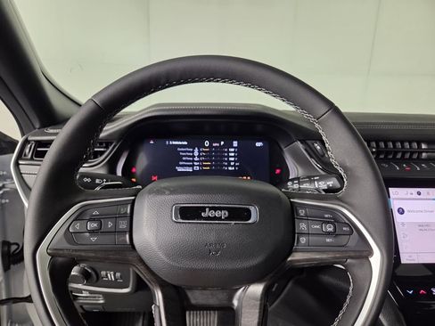 New 2026 Jeep Grand Cherokee Altitude RWD image 13