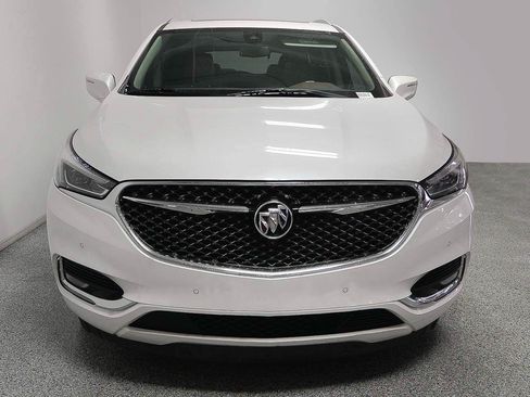 Used 2021 Buick Enclave Avenir w/ Avenir Technology Package FWD image 3