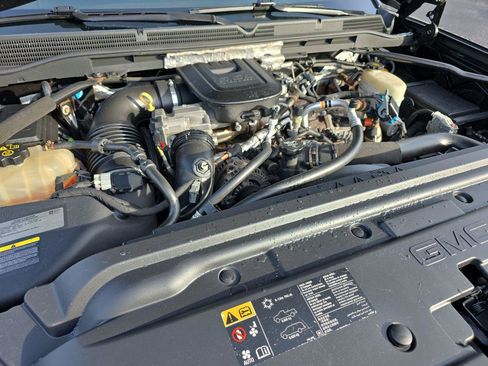 Used 2016 GMC Sierra 2500 Denali w/ Duramax Plus Package image 13