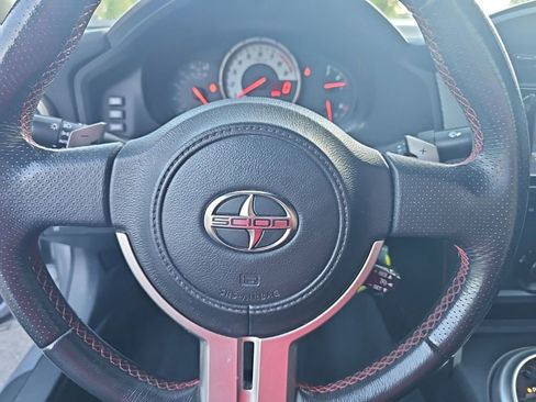 Used 2016 Scion FR-S RWD image 21