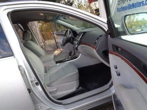 Used 2011 Hyundai Veracruz GLS image 15