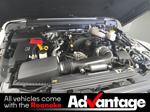 Used 2024 Jeep Gladiator Rubicon image 39