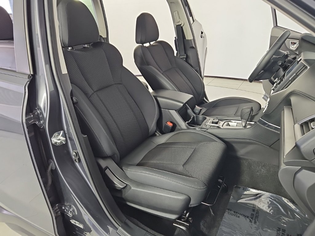 Certified 2024 Subaru Forester Premium AWD/4WD image 19