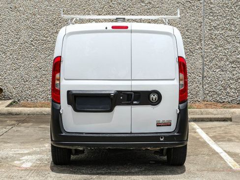 Used 2018 RAM ProMaster City Tradesman FWD image 8
