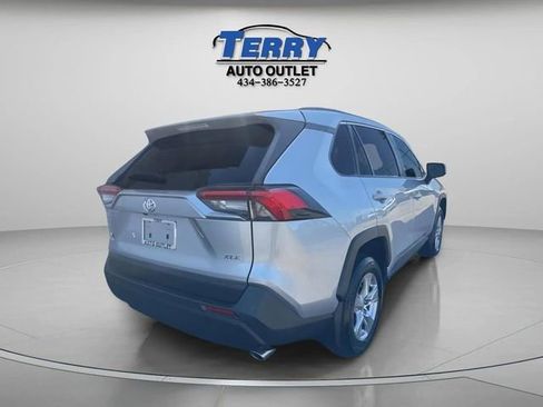 Used 2025 Toyota RAV4 XLE image 6