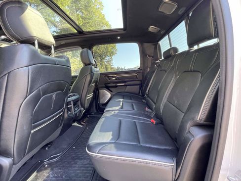 Used 2019 RAM 1500 Limited AWD/4WD image 11