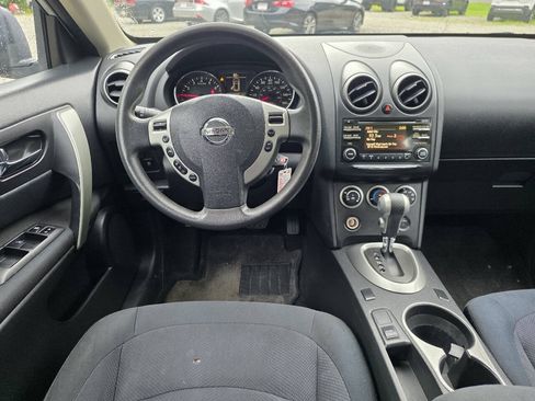 Used 2014 Nissan Rogue S w/ Convenience Package AWD/4WD image 12