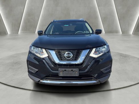 Used 2019 Nissan Rogue SV w/ Sun & Sound Touring Package AWD/4WD image 2