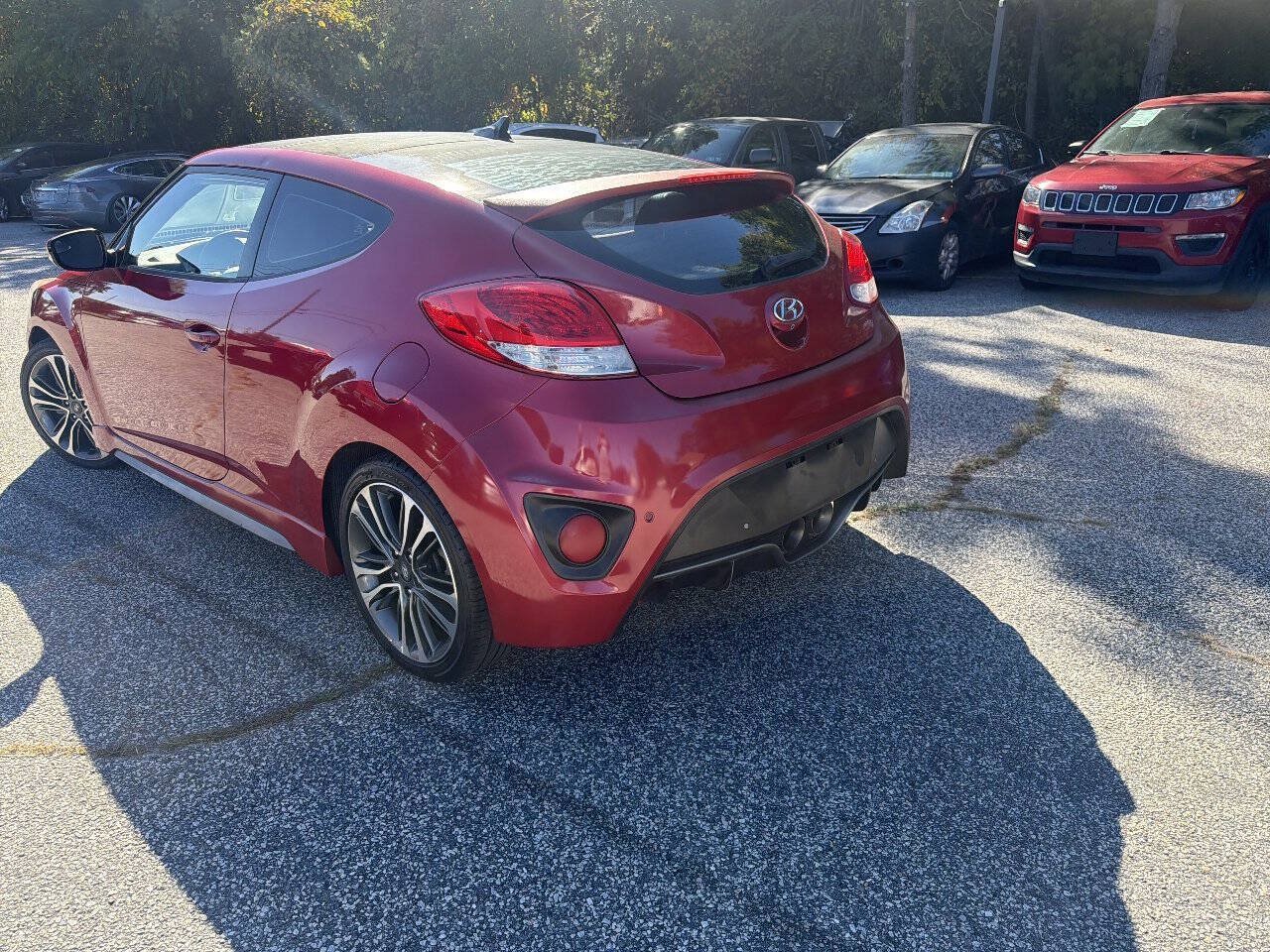 Used 2016 Hyundai Veloster Turbo w/ Option Group 04 FWD image 8