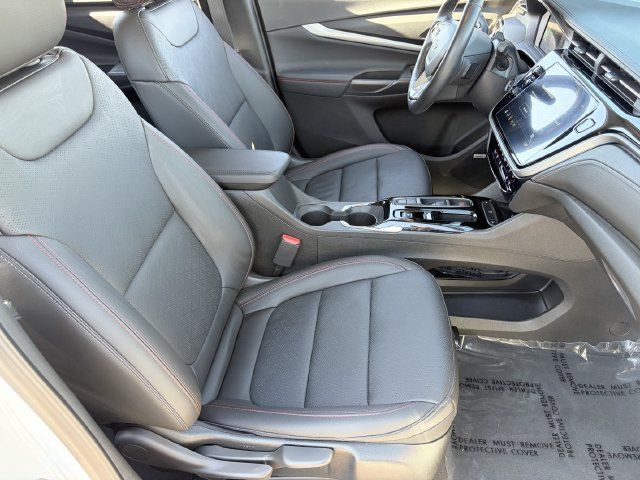 Used 2023 Chevrolet Bolt EUV Premier w/ Sun & Sound Package FWD image 19