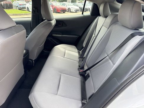 Used 2025 Toyota Prius LE image 13