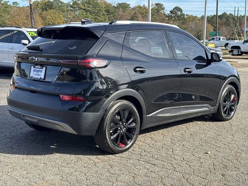 Used 2023 Chevrolet Bolt EUV Premier w/ Sun & Sound Package image 10