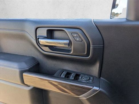 Used 2020 Chevrolet Silverado 1500 LT w/ Trailering Package image 13