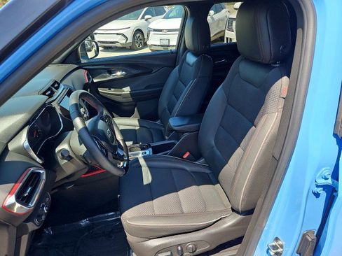 Used 2023 Chevrolet TrailBlazer RS w/ Convenience Package FWD image 18