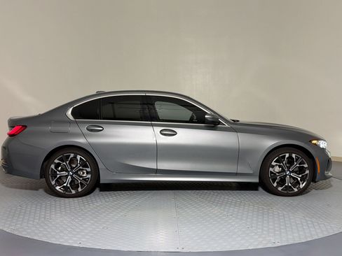 Used 2026 BMW 330i xDrive Sedan w/ Premium Package AWD/4WD image 6