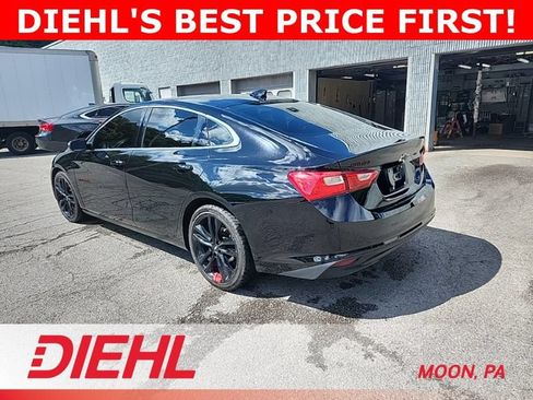 Used 2018 Chevrolet Malibu LT w/ Redline Edition FWD image 6