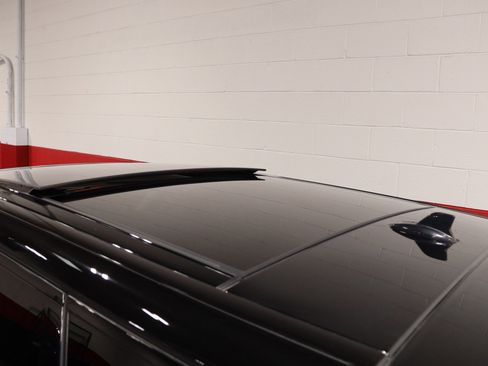 Used 2015 Land Rover Range Rover Sport Supercharged image 25