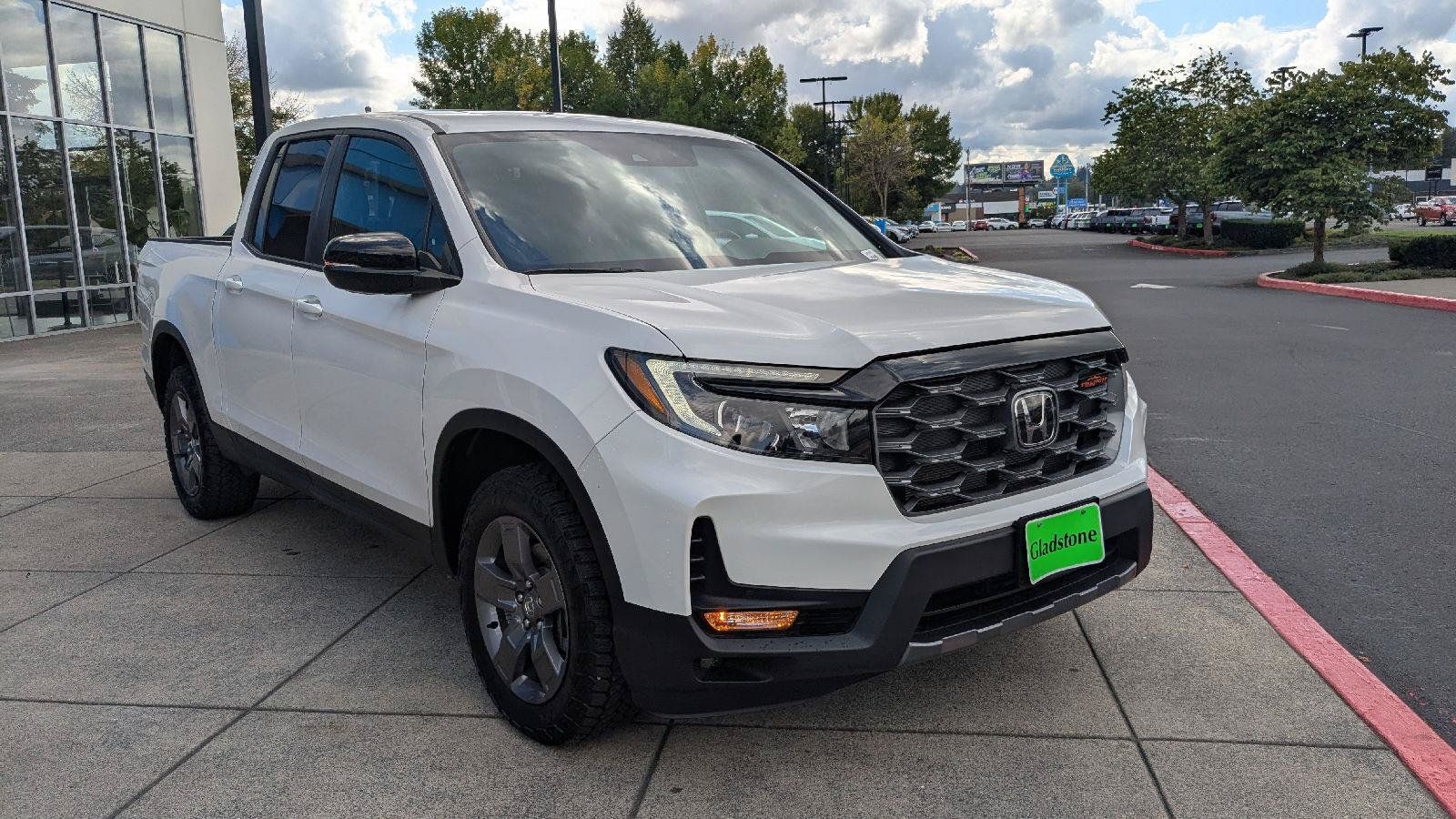 Used 2024 Honda Ridgeline TrailSport image 5