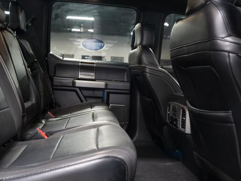 Used 2019 Ford F150 Raptor w/ Equipment Group 802A Luxury AWD/4WD image 17