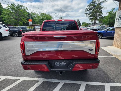 Used 2015 Ford F150 Platinum w/ Equipment Group 701A Luxury AWD/4WD image 4