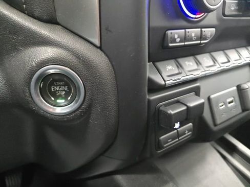 Certified 2020 Chevrolet Silverado 1500 LTZ w/ LTZ Premium Package image 18