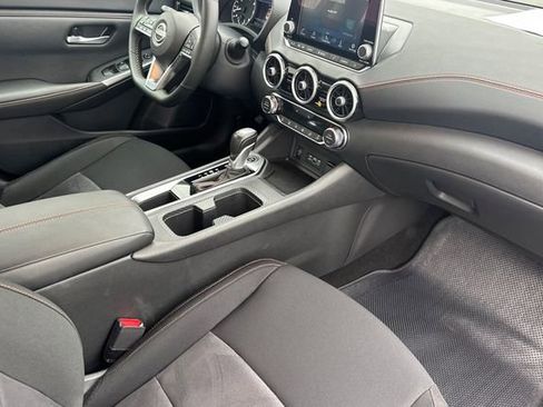 Used 2025 Nissan Sentra SR image 16