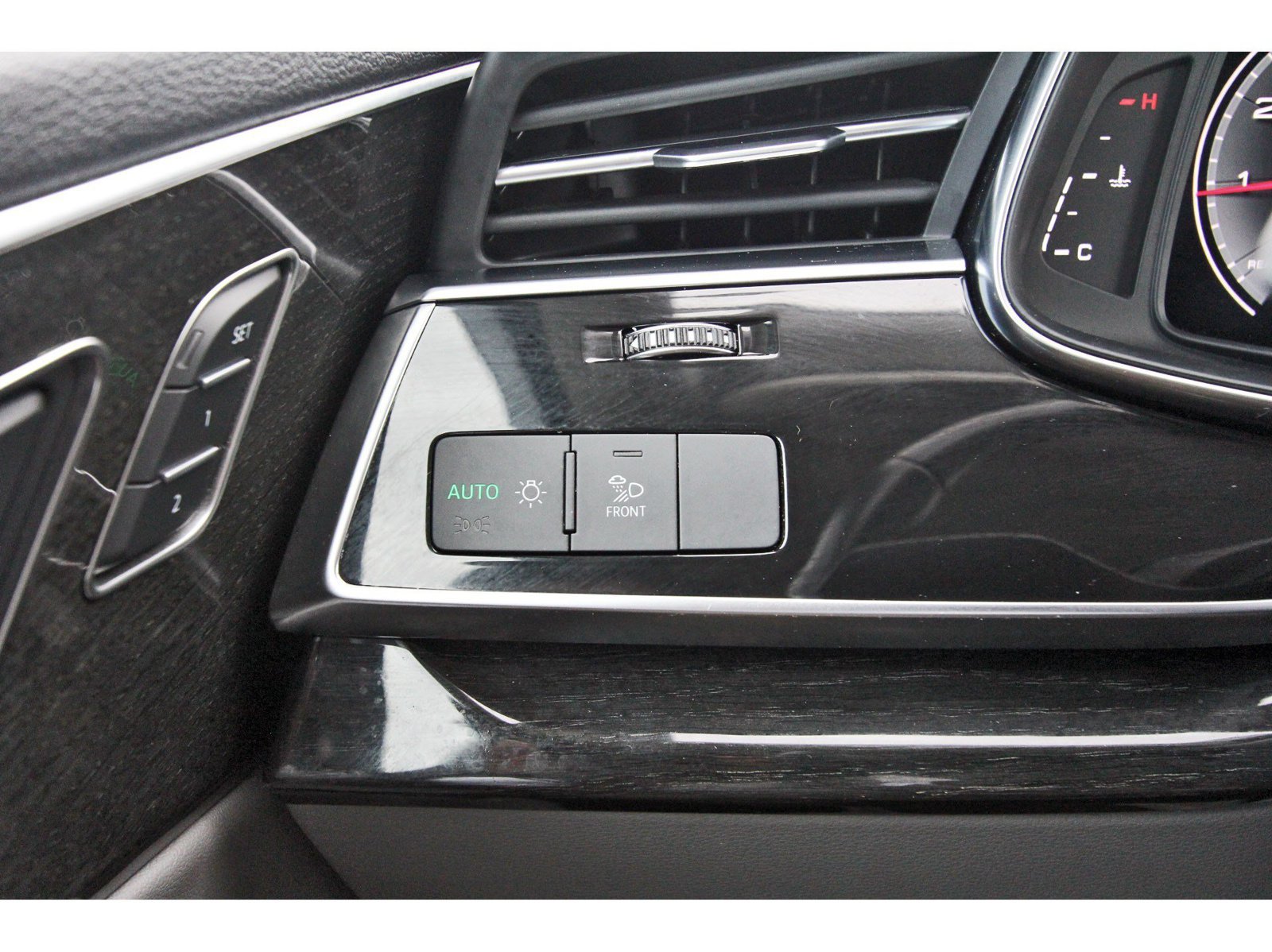 Used 2024 Audi Q7 2.0T Premium Plus AWD/4WD image 18