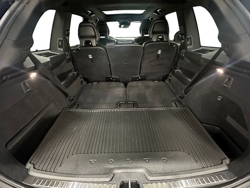 Used 2018 Volvo XC90 T6 R-Design w/ Convenience Package image 14