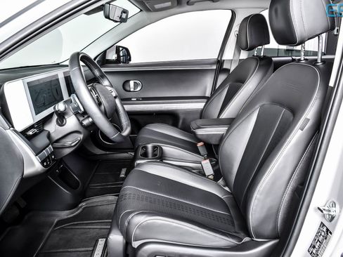 Used 2024 Hyundai Ioniq 5 Limited image 13