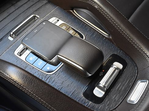 Used 2020 Mercedes-Benz GLS 450 4MATIC image 38