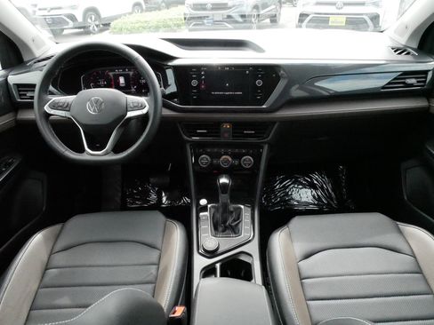 Certified 2023 Volkswagen Taos SEL AWD/4WD image 10