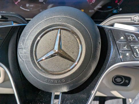 Used 2024 Mercedes-Benz GLS 450 4MATIC image 19