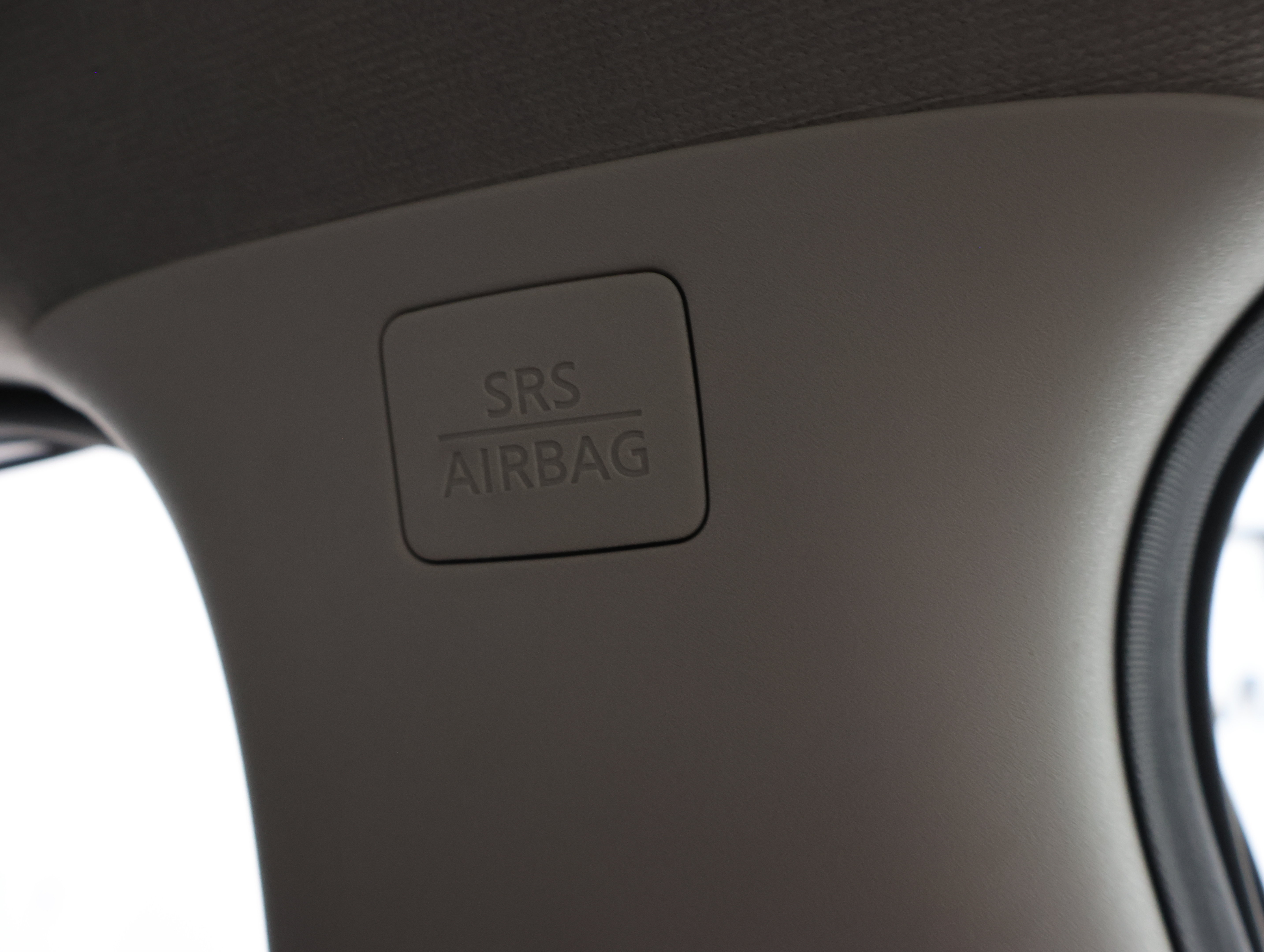 Used 2024 Nissan Sentra SV FWD image 40