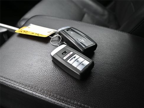 Used 2017 Acura RDX AWD w/ Advance Package image 7