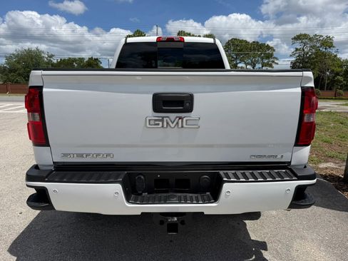 Used 2016 GMC Sierra 2500 Denali w/ Duramax Plus Package AWD/4WD image 5