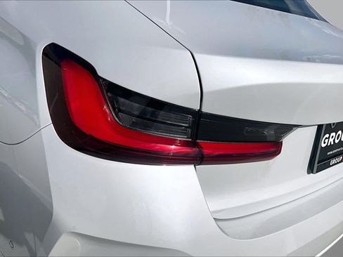 Used 2026 BMW 330i Sedan RWD image 27