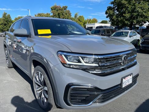 Used 2021 Volkswagen Atlas Cross Sport SEL Premium R-Line w/ Luggage Net & Mats Package AWD/4WD image 1
