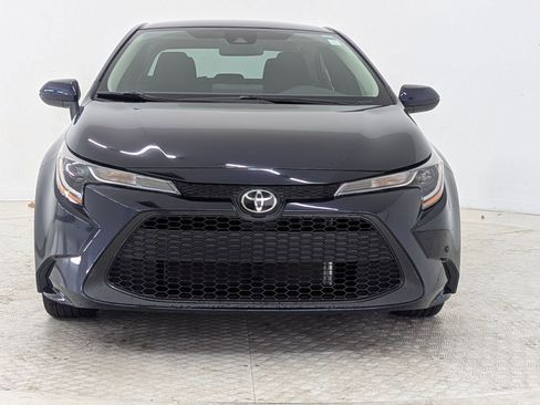 Used 2022 Toyota Corolla LE image 5