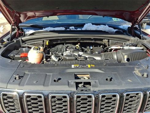Used 2023 Jeep Grand Cherokee L Limited image 27