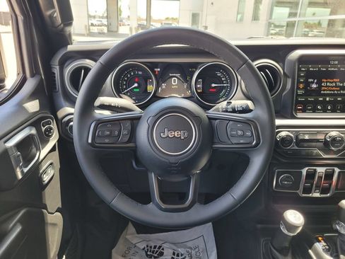 Used 2023 Jeep Wrangler Unlimited w/ 8.4" Radio Group AWD/4WD image 19