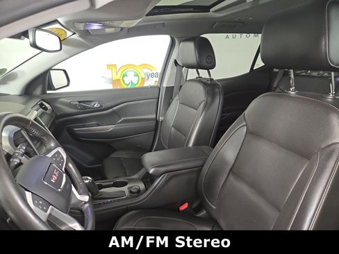 Certified 2019 GMC Acadia SLT w/ Black Edition image 11