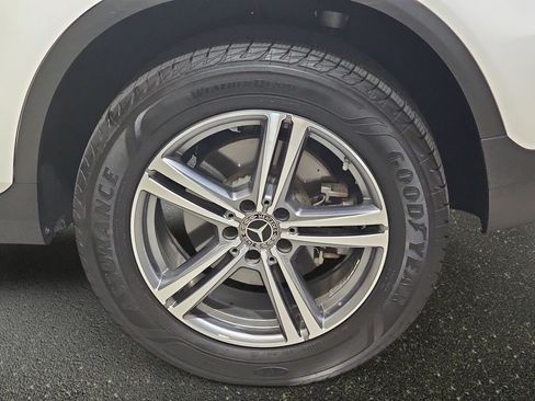 Used 2021 Mercedes-Benz GLC 300 4MATIC image 35