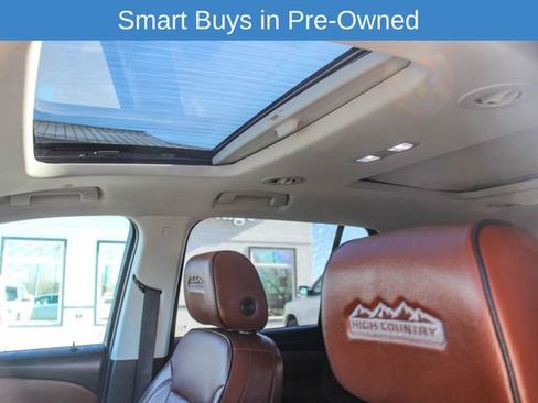 Used 2020 Chevrolet Traverse High Country image 18