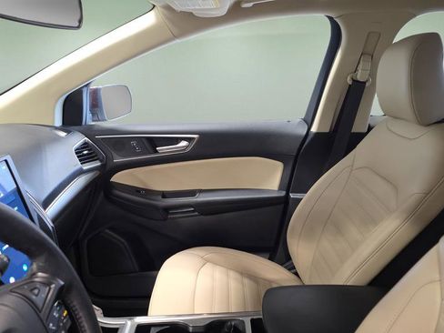 Used 2022 Ford Edge SEL w/ Convenience Package image 12
