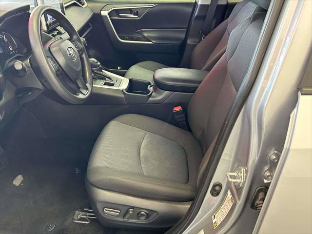 Certified 2025 Toyota RAV4 XLE AWD/4WD image 15
