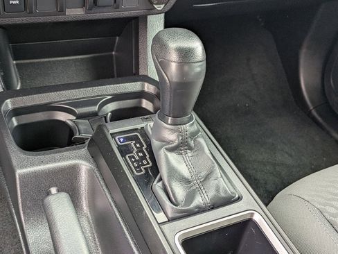 Used 2023 Toyota Tacoma TRD Sport image 11