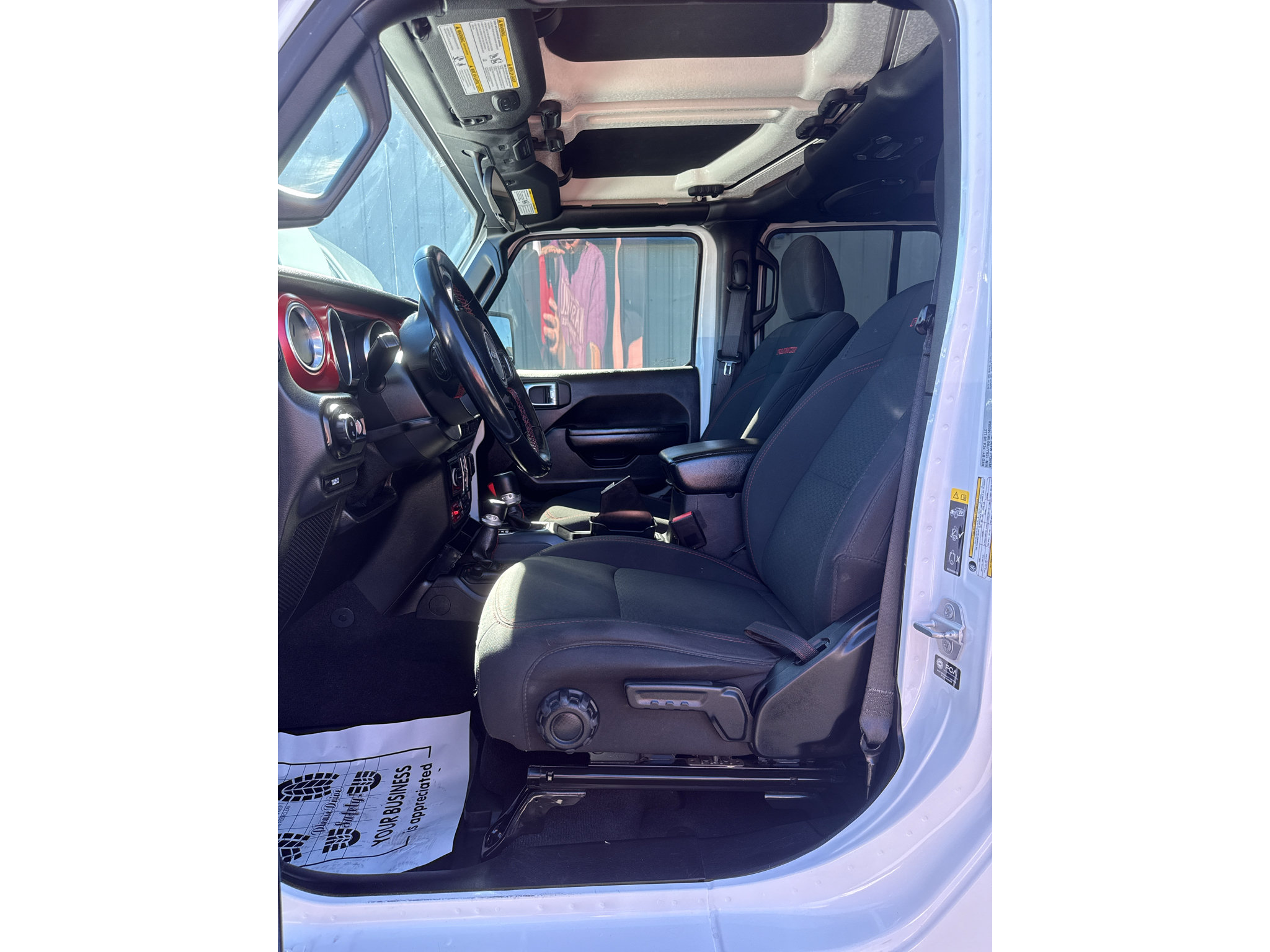 Used 2021 Jeep Gladiator Rubicon w/ Cold Weather Group AWD/4WD image 12
